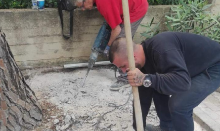 Ο Δήμος Λυκόβρυσης Πεύκης συνεχίζει με συνέπεια τις παρεμβάσεις για τη διατήρηση και βελτίωση των υποδομών του Δήμου.