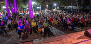 Πάνω από 1.000 κάτοικοι του Δήμου βρέθηκαν χθες στο Άλσος και απόλαυσαν την μοναδική συναυλία του Γρηγόρη Μπιθικώτση κάτω από το φως του φεγγαριού, πραγματικά μοναδικές στιγμές που δεν έχει ζήσει ξανά στο Δήμος.