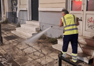 Η Αθήνα αποκτά μέρα με τη μέρα την εικόνα της μιας καθαρής πόλης