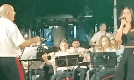 Βριλήσσια: Συναυλία της Φιλαρμονική Δήμου με την Αγγέλα Σιδηροπούλου, τη Μαργαρίτα Αδριανού και τον Γιώργο Καρκούλια στο τραγούδι