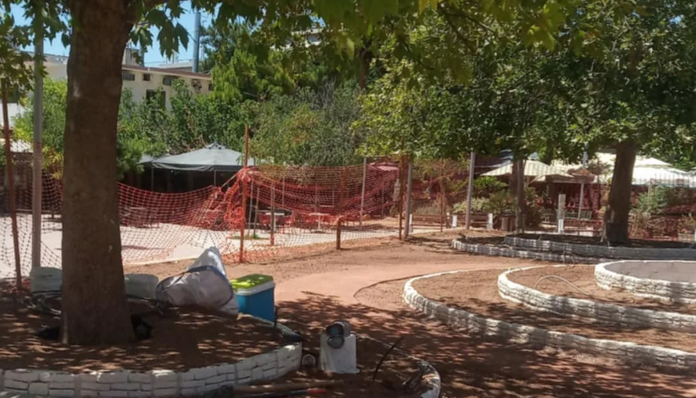 Βριλήσσια: Με γοργούς ρυθμούς προχωράνε τα έργα στην πλατεία των Βριλησσίων
