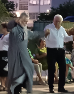 Βριλήσσια: Με θρησκευτική κατάνυξη τελέστηκε ο εορτασμός της μεγάλης γιορτής των αγίων 12 αποστόλων