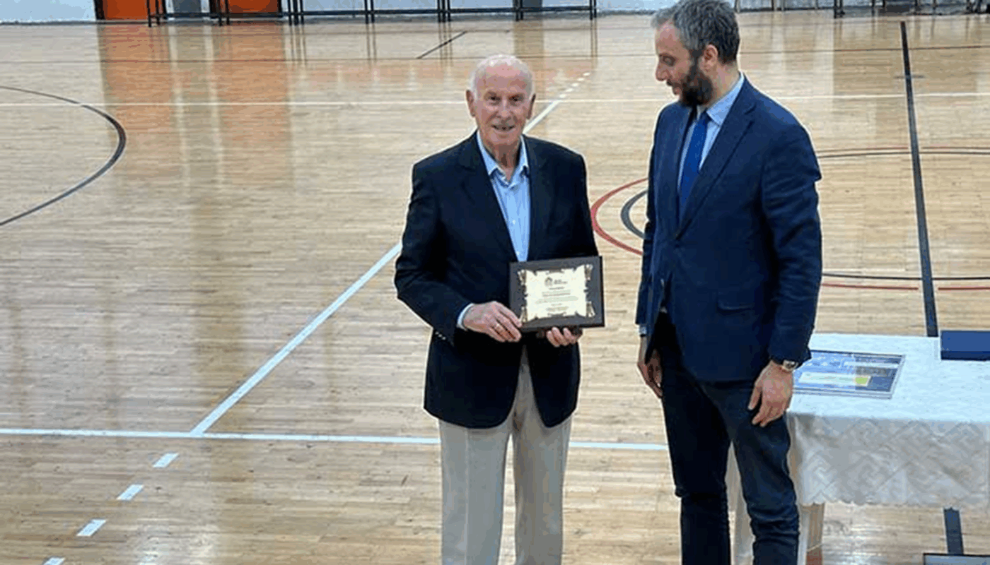 Βριλήσσια: Το Δημοτικού Συμβουλίου ψήφησε χθες ομόφωνα την ονοματοδοσία του Κλειστού Γυμναστηρίου σε «Κλειστό Γυμναστήριο Νικόλαος Παπαδόπουλος