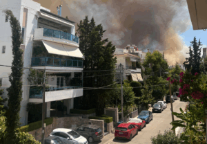 Παπάγου Χολαργός: Οριοθετήθηκε η φωτιά στους πρόποδες του Υμηττού - Άμεση η επέμβαση της Πυροσβεστικής