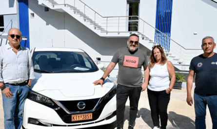 Ο Δήμος Ηρακλείου Αττικής απόκτησε δύο νέα ηλεκτρικά αυτοκίνητα με χρηματοδότηση, χωρίς καμία επιβάρυνση για τον δημοτικό προϋπολογισμό κάνει ακόμη ένα βήμα προς την πράσινη μετάβαση.