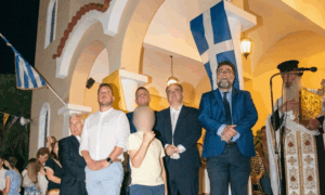 Παλλήνη: Με λαμπρότητα ο πανηγυρικός Εσπερινός και η Λιτανεία της Εικόνας της Οσίας Ανθούσης στην Ανθούσα