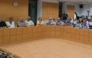 Με ενεργή παρουσία συμμετείχε ο Δήμος Πεντέλης που πραγματοποιήθηκε την Τρίτη 22 Ιουλίου 2025 στα γραφεία της Περιφερειακής Ένωσης Δήμων Αττικής (ΠΕΔΑ), με αφορμή τον νέο κύκλο χρηματοδότησης του προγράμματος «Δράσεις Περιβαλλοντικού Ισοζυγίου» για τα έτη 2025–2026.