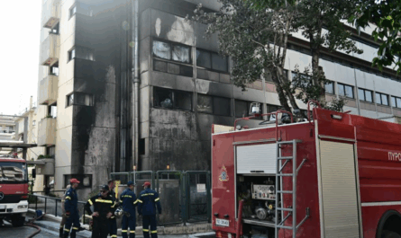 Χολαργού Παπάγου:  Φωτιά στο Νοσοκομείο Metropolitan στον Χολαργό