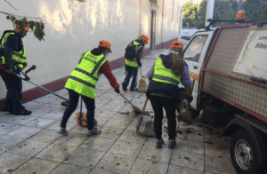 Καθημερινά ο πολίτης αντιλαμβάνεται  πως η Αθήνα δεν παραιτείται στην τύχη της,  η Διεύθυνση Καθαριότητας και Ανακύκλωσης του Δήμου προσπαθεί καθημερινά, με σχέδιο και επιμονή για την αναβάθμιση της ποιότητας ζωής στην πόλη.