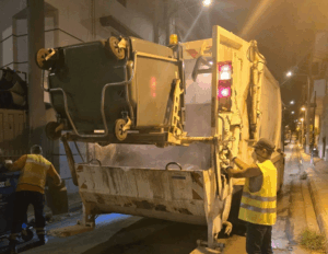 Μεταμόρφωση: Καθαρισμός του Δημοτικού Νεκροταφείου χθες το βράδυ από την Διεύθυνση Καθαριότητας και Περιβάλλοντος 