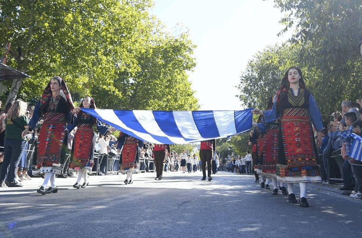 Αγία Παρασκευή: Με λαμπρότητα οι εορταστικές εκδηλώσεις για την εθνική επέτειο της 28ης Οκτωβρίου 1940