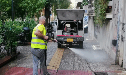 Αθηνά: «Διεύθυνση Καθαριότητας και Ανακύκλωσης Δήμου Αθηναίων» Δράση καθαριότητας στην πλατεία Βικτωρίας