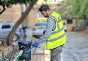 Συνεχίζουν οι παρεμβάσεις καθαριότητας στις γειτονιές της πόλης από την υπηρεσία καθαριότητας του Δήμου Συνεχίζουν οι παρεμβάσεις καθαριότητας στις γειτονιές της πόλης από την υπηρεσία καθαριότητας του Δήμου
