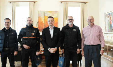 Τιμήθηκαν οι Δημοτικοί Αστυνομικοί του Δήμου Αθηναίων για την Ηρωική τους Πράξη