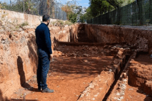 Ο Ρωμαϊκός αγωγός ύδρευσης ήρθε στο φως στα Βριλήσσια κατά τη διάρκεια των έργων αντιπλημμυρικής θωράκισης που εκτελούνται στον Δήμο