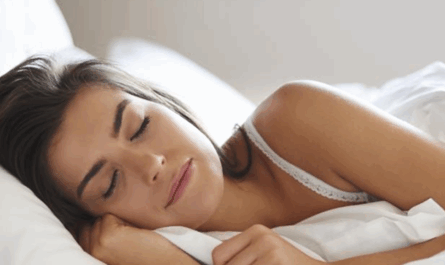 «Έλλειψη ύπνου και διατροφή» Πώς ο ύπνος επηρεάζει το βάρος μας