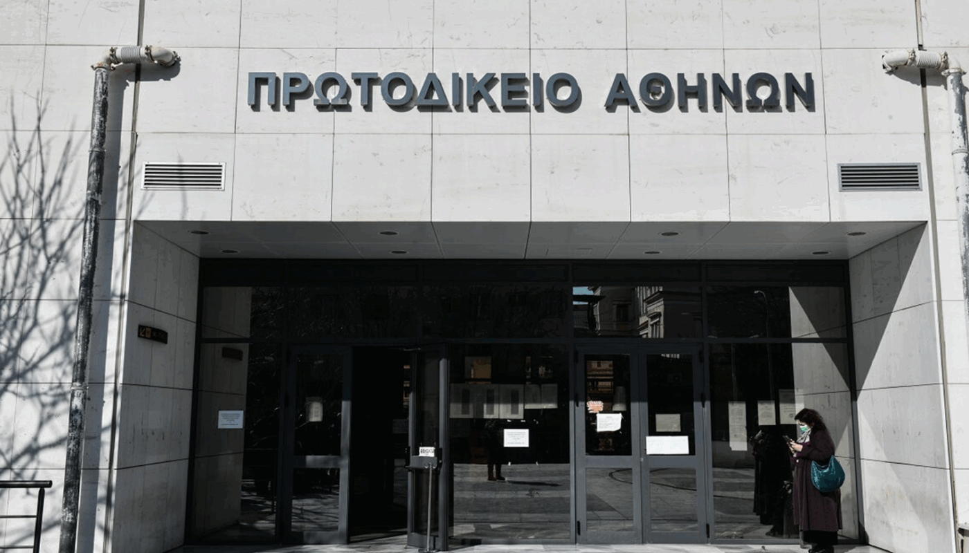 Παραμονή δυο εργαζομένων στον Δήμο Κρωπίας με προσωρινή δικαστική απόφαση