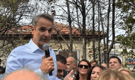 Πεντέλη: Επίσκεψη του πρωθυπουργού στην πόλη και  στην καμένη  περιοχή από την μεγάλη πυρκαγιά του 2024