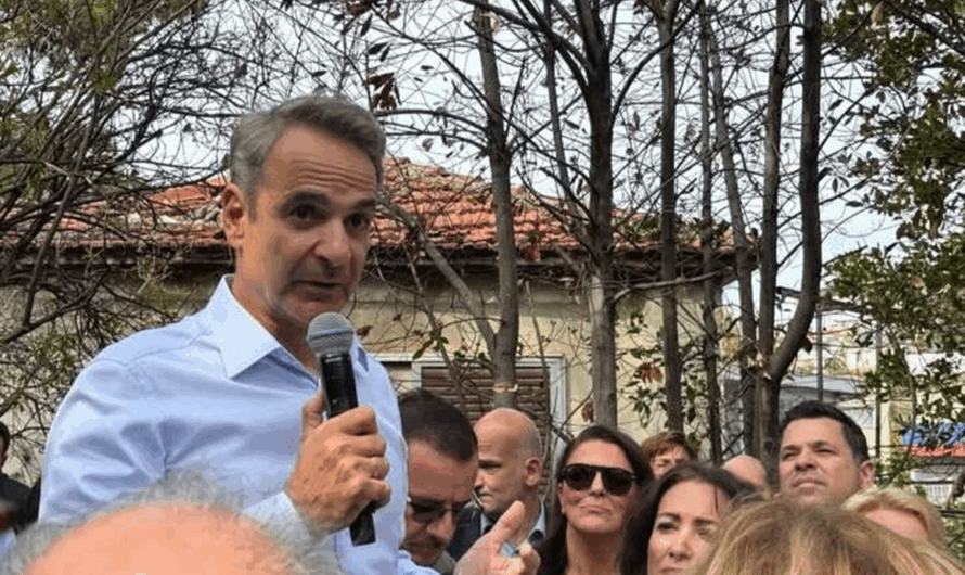 Πεντέλη: Επίσκεψη του πρωθυπουργού στην πόλη και  στην καμένη  περιοχή από την μεγάλη πυρκαγιά του 2024