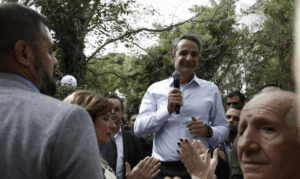 Πεντέλη: Επίσκεψη του πρωθυπουργού στην πόλη και  στην καμένη  περιοχή από την μεγάλη πυρκαγιά του 2024