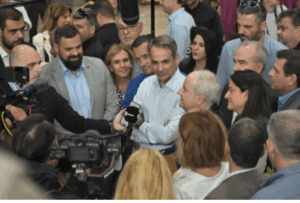 Πεντέλη: Επίσκεψη του πρωθυπουργού στην πόλη και  στην καμένη  περιοχή από την μεγάλη πυρκαγιά του 2024