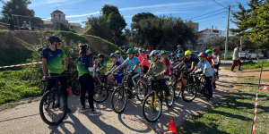 Αγία Παρασκευή: «1ο Φεστιβάλ Ποδηλασίας» Δεκάδες μικροί ποδηλάτες από τα δημοτικά σχολεία γέμισαν το Αθλητικό Κέντρο «Πευκάκια»