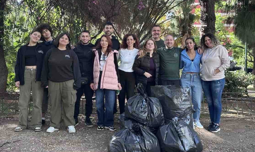 Αθήνα: Οι Εθελοντές της «Νέας Ακρόπολης» Δίνουν το παράδειγμα στην Πλατεία Βραζιλίας