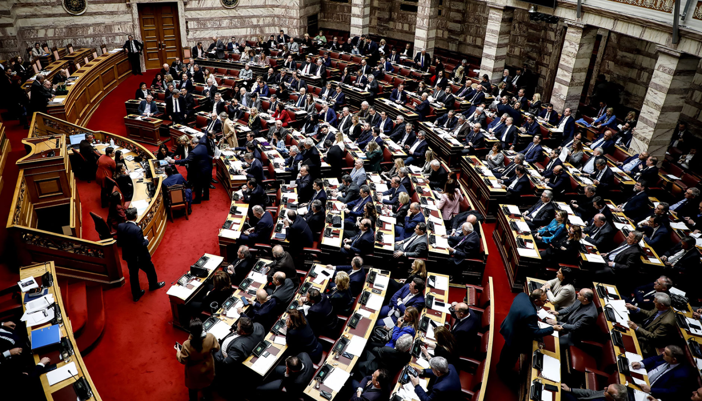 Σε επίκαιρη ερώτηση του προέδρου του ΠΑΣΟΚ Νίκου Ανδρουλάκη, απαντά ο πρωθυπουργός, Κυριάκος Μητσοτάκης.