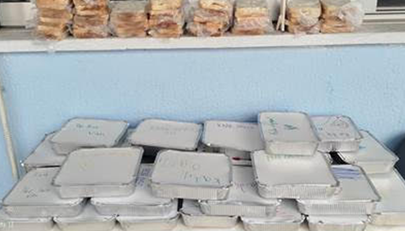 Μαθητές και εκπαιδευτικοί από το 2o Γυμνάσιο έκαναν τη διαφορά στηρίζοντας το Κοινωνικό Συσσίτιο του Δήμου