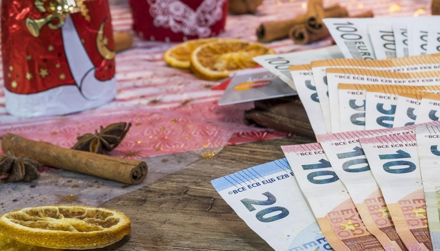 Πληρωμή Δώρου Χριστουγέννων 2025 - Τι Ισχύει και Πώς Υπολογίζεται