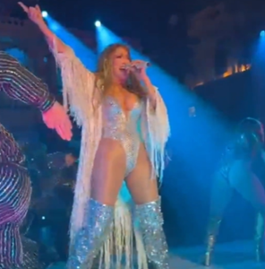 Η επικερδής εμφάνιση της Jennifer Lopez σε γάμο δισεκατομμυριούχων στην Ινδία