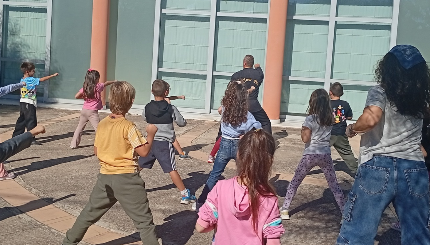 Οι μαθητές ξεναγήθηκαν στο Μουσείο, παρακολούθησαν την ταινία της ιστορίας του Μαραθωνίου και συμμετείχαν σε αθλητικές δράσεις .