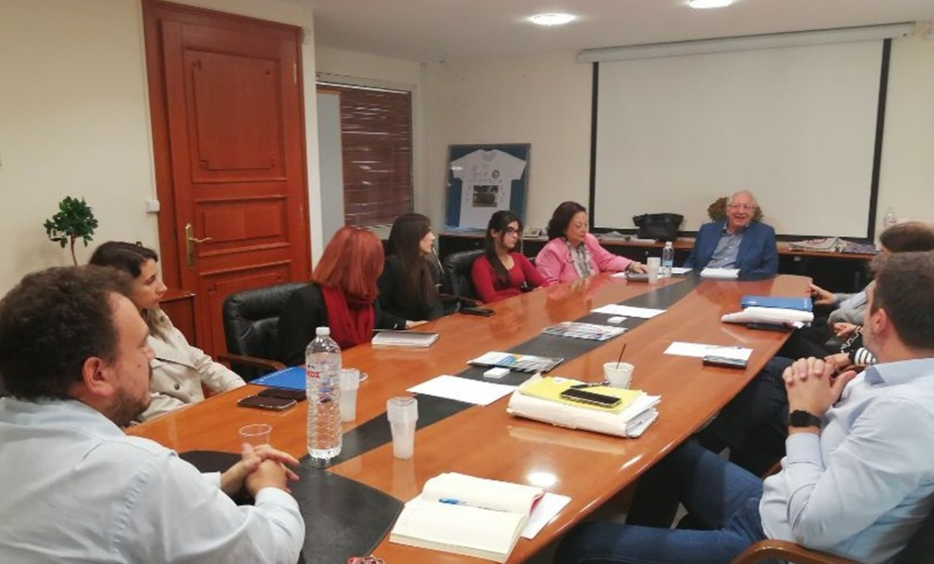 O Δήμαρχος Αμαρουσίου Θεόδωρος Αμπατζόγλου συναντήθηκε με τον Προέδρο του «Το Χαμόγελο του Παιδιού» Κώστα  Γιαννόπουλο επιβεβαιώνοντας  την ανανέωση της συνεργασίας τους.