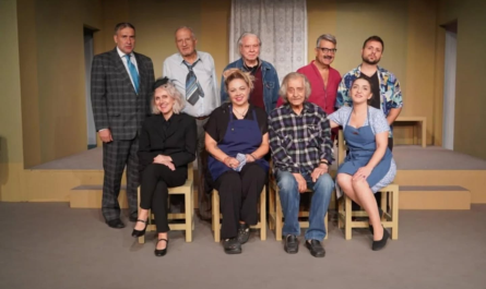 Νέα Ιωνία: Ολοκληρώνονται οι παραστάσεις του «Και εις άλλα με υγεία» στο Δημοτικό Θέατρο