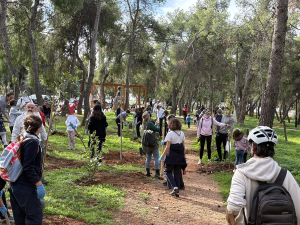 Παπάγου Χολαργός: Επιτυχημένες οι δράσεις δεντροφύτευσης που διοργανώθηκαν από το Δήμο - Φυτεύτηκαν 400 δέντρα