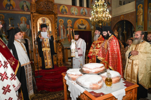 Ο Δήμος Λυκόβρυσης Πεύκης υποδέχθηκε τα Ι. Λείψανα των Αγίων Ραφαήλ, Νικολάου και Ειρήνης Ο Δήμος Λυκόβρυσης Πεύκης υποδέχθηκε τα Ι. Λείψανα των Αγίων Ραφαήλ, Νικολάου και Ειρήνης