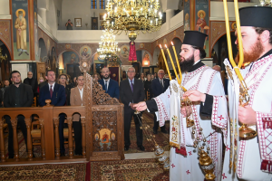 Ο Δήμος Λυκόβρυσης Πεύκης υποδέχθηκε τα Ι. Λείψανα των Αγίων Ραφαήλ, Νικολάου και Ειρήνης Ο Δήμος Λυκόβρυσης Πεύκης υποδέχθηκε τα Ι. Λείψανα των Αγίων Ραφαήλ, Νικολάου και Ειρήνης