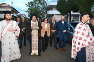 Ο Δήμος Λυκόβρυσης Πεύκης υποδέχθηκε τα Ι. Λείψανα των Αγίων Ραφαήλ, Νικολάου και Ειρήνης Ο Δήμος Λυκόβρυσης Πεύκης υποδέχθηκε τα Ι. Λείψανα των Αγίων Ραφαήλ, Νικολάου και Ειρήνης