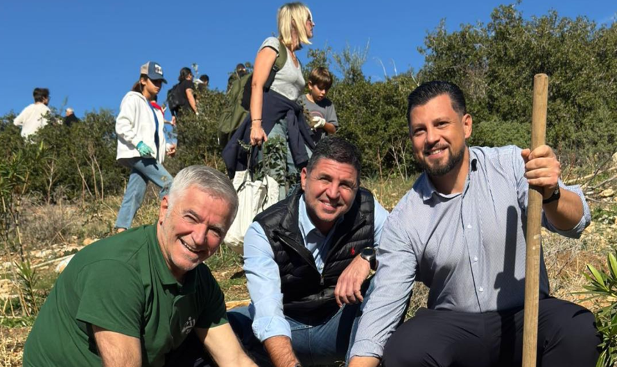 Δράση φύτευσης στον Υμηττό σε συνεργασία του ΣΠΑΥ και του Δήμου Ηλιούπολης και του «Όλοι Μαζί Μπορούμε»