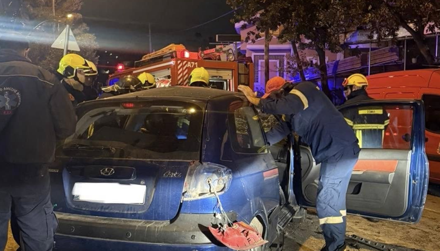 Πεντέλη: Τροχαίο με τραυματισμό δύο ατόμων επί της οδού Καλισσίων