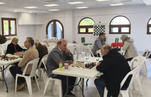 Πεντέλη : Ολοκληρώθηκε με επιτυχία το τρίμηνο σκακιστικό τουρνουά «Η Τρίτη Ηλικία Παίζει Σκάκι» Πεντέλη : Ολοκληρώθηκε με επιτυχία το τρίμηνο σκακιστικό τουρνουά «Η Τρίτη Ηλικία Παίζει Σκάκι»