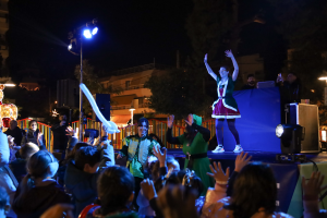 Η Αγία Παρασκευή «ντύθηκε» στα κόκκινα: Το Red Street Party που μας έμεινε αξέχαστο Η Αγία Παρασκευή «ντύθηκε» στα κόκκινα: Το Red Street Party που μας έμεινε αξέχαστο