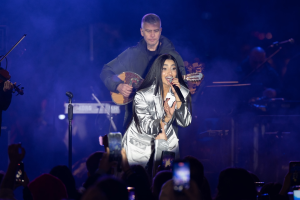 Αγία Παρασκευή: Μαγική γιορτή με το Ανάμα του  Χριστούγεννα Δέντρου