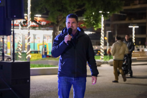 Η Αγία Παρασκευή «ντύθηκε» στα κόκκινα: Το Red Street Party που μας έμεινε αξέχαστο Η Αγία Παρασκευή «ντύθηκε» στα κόκκινα: Το Red Street Party που μας έμεινε αξέχαστο