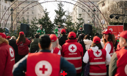 Ο «Αόρατος Ήρωας» της Πόλης μας: Χριστούγεννα με Στολή, Βάρδια και Προσφορά
