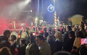 Μεγάλη Γιορτή για την Φωταγώγηση του Χριστουγεννιάτικου Δέντρου στο Δήμο Ηρακλείου Αττικής Μεγάλη Γιορτή για την Φωταγώγηση του Χριστουγεννιάτικου Δέντρου στο Δήμο Ηρακλείου Αττικής