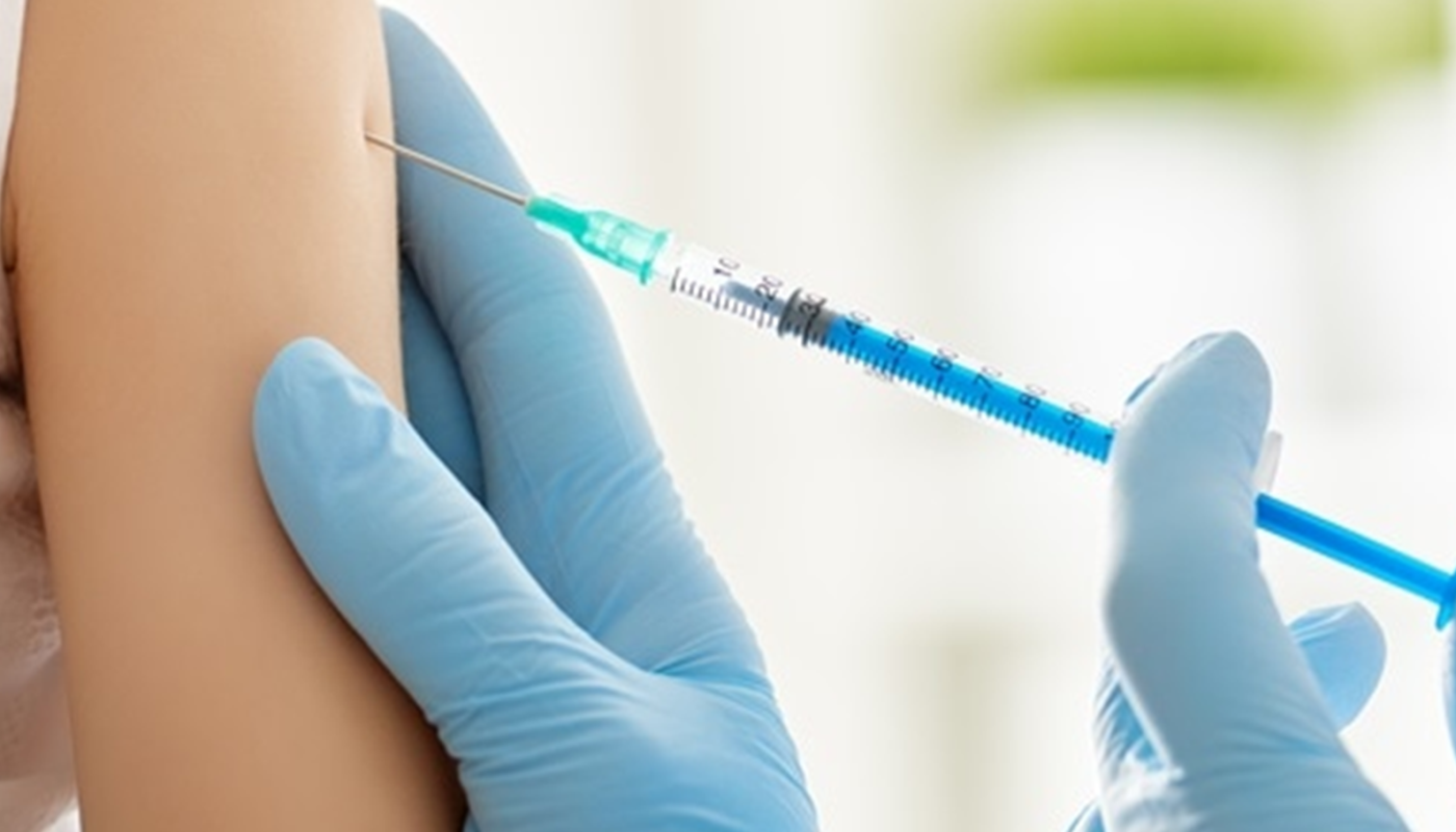 Το LungVax: «Πρόκειται για το πρώτο πειραματικό εμβόλιο που στοχεύει στην πρόληψη του καρκίνου του πνεύμονα.»