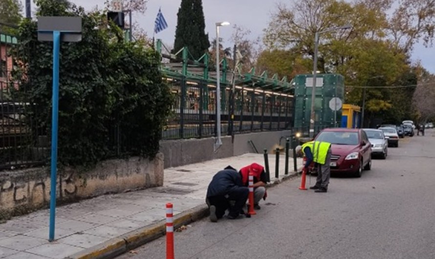 Νέες κυκλοφοριακές ρυθμίσεις στην Κηφισιά: Τέλος στο παράνομο παρκάρισμα στην κάτω πλευρά του ΗΣΑΠ