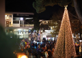 Η Κηφισιά φωταγώγησε το Χριστουγεννιάτικο δέντρο της