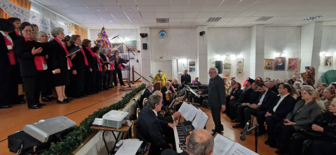 Κηφισιά: Μια αγκαλιά αγάπης και παράδοσης στη μεγάλη Χριστουγεννιάτικη γιορτή των ΚΑΠΗ